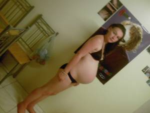 Pregnancy Photos (100 Pics)-57nvdcr0fp.jpg