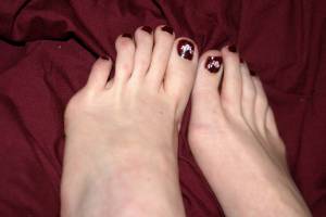 Jennys-Feet-%5Bx78%5D-t7nx7acjdg.jpg