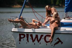Amateur nude girls posing on yacht 2006-l7nxwruynn.jpg