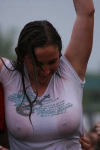 Eurogirl-wet-t-shirt-contest-t7oakjh3u7.jpg
