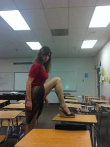 Class Teacher Exposed Pics After Affair With Many Students x143p7oarfuet7.jpg