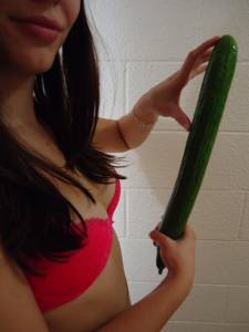 Horny Girlfriend Using Cucumber x17-27obwoxsn5.jpg