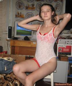 Naked Russian Amateur Teen [x67]-f7ocjnt6l0.jpg