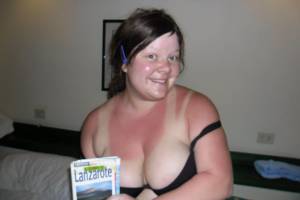 2 BBW girls topless on vacation x19x7oddd2pwg.jpg