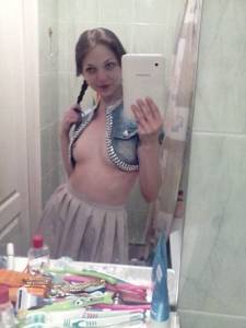 Russian Teen Selfies [x70]-27o0uh255a.jpg