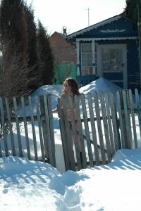 Katja Winter Snow Playing Outside Home (x73)-v7o1vtgry5.jpg