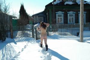Katja Winter Snow Playing Outside Home (x73)-y7o1vtazdx.jpg