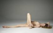 Annalina-Naked-Jan-28-l7o2l2wpwh.jpg