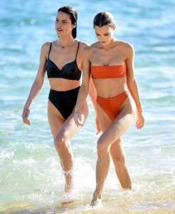 Joy Corrigan – Hot Cameltoe in a Sexy Bikini on a Beach in Los Cabos-z7o54kxmx0.jpg