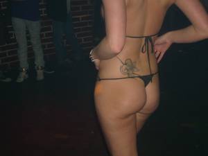 Nightclub Stripper [x211]-q7o7168qi6.jpg
