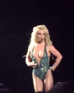Britney Spears Collection-m7o7mrosz1.jpg