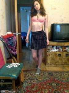 Russian amateur teen GF nude posing pics-z7o9bhx7pv.jpg