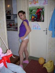 Russian Teen Girlfriend With Saggy Tits  [x894]-s7o9l0ubp4.jpg