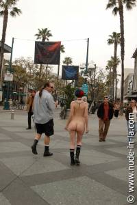 Nude in L.A. (nude in public)Scar_13-3rd_St._Promenade_Images-y7o9skwssl.jpg