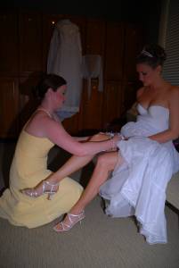 Amateur-Bride-Feet-j7ok9gv14u.jpg