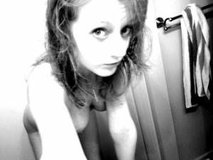 Amateur Girl Sexting Photos [x125]n7ok9drpiq.jpg