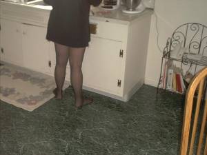 Wifes-sexy-legs-pictures-from-chad13100-webshots-p7opa26luw.jpg