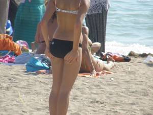Greek Bikini Candids 1-57osbc3vr2.jpg
