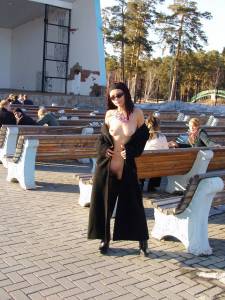 Nude In Public - Olya Chelyabinsk-k7osn6sj5a.jpg