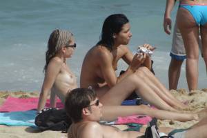 Spying Topless Beach Girls x45-u7otdeep7a.jpg