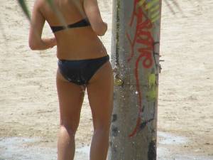 Greek Beach Showers Spying-67ou23l0zf.jpg