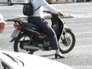 Greek Motorcycle Girls-q7ou1tcub6.jpg