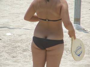 Spying Bikini Buttcrack Girl Greeces7ow9x5j0r.jpg