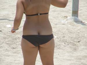Spying Bikini Buttcrack Girl Greece-k7ow9xtfwf.jpg