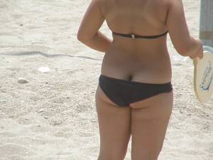 Spying-Bikini-Buttcrack-Girl-Greece-67ow9x8sgs.jpg