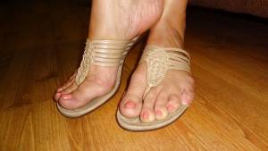 Feet and Toes in Heels and Sandals and Flipflops-x7oxgbmthv.jpg