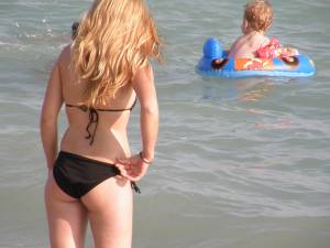 Greek Beach Candids - Teen Redhead Bikinin7qbqpk0m1.jpg