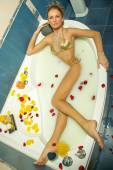 Psique H - Psique - Relaxing Tub Bath - June 16-c7p0l05n1c.jpg