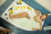 Psique H - Psique - Relaxing Tub Bath - June 16-w7p0l0jije.jpg