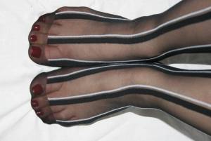 My Babys Feet (Named as found)-u7pu25goqy.jpg