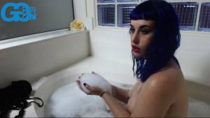 Woolf - SoapyTits And Red Lips-m7rcieh0o2.jpg
