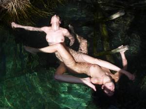 Muriel & Anna S - Cenote-h7puhmji2n.jpg