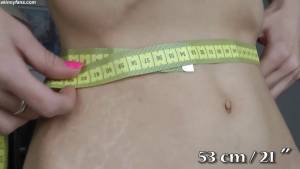Nicoleta - anorexic skinny fragile mager duenn knochig bones 1-47puis0l5e.jpg