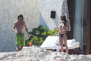 Heidi Klum – Topless Candids in Cabo San Lucas x135-67pvwrrn65.jpg