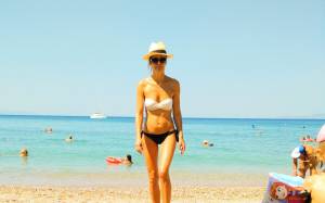 Greece Vacation Tease (Bikini Friend)g7pw3wgeja.jpg