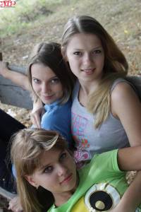 Marta, Anita, & Kristi - Girlfriends [x173]-u7pwhtr5t7.jpg