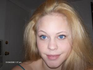 Amateur-Blue-Eyed-Blonde-And-Her-Boyfriend-%5Bx157%5D-t7qaltc0xn.jpg