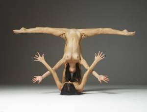 2015 12 05 julietta & magdalena rhythmic gymnastics-07qbhhjlnn.jpg