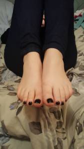 Girlfriend Feets [x24]-57qbqoubo7.jpg