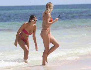 Kara Del Toro Flaunts Stunning Breasts in Tiny Bikini at a Beach in Tulumh7qbxngonq.jpg