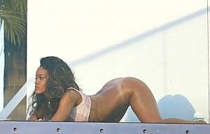 REPOST - Rihanna – Naked Photoshoot Candids in Hollywood-z7qciah123.jpg