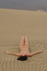 Vacation MILF Photographed Naked By Her Husbandu7qdkpc6fc.jpg