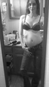 Amateur girl teased a few guys online to reach her goal to get pregnant-a7qdkcfeql.jpg
