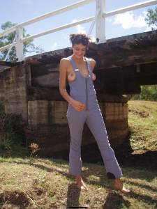 Hairy brunette posing outdoors at holiday (419 Pics)n7qdxf4pty.jpg