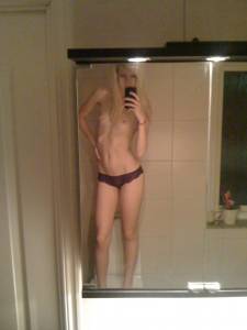 Perfect amateur teen slim body and sweet small Tits x117-c7qe796ges.jpg