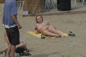 Spying Bikini Beach Candids [x137]-q7qf1ssdu2.jpg